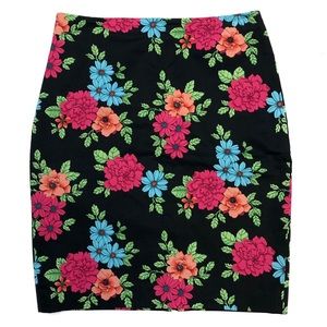 Ann Taylor Flower Print Pencil Skirt Size 6